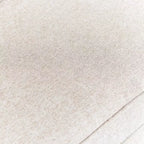 Poltrona con schienale alto imbottita e gambe in legno massello – Beige / Marrone / Grigio, 1 Posto