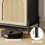 Mobile TV in Rattan Quercia Nera con 2 Armadietti e 2 Ripiani Aperti – Adatto per TV fino a 75"