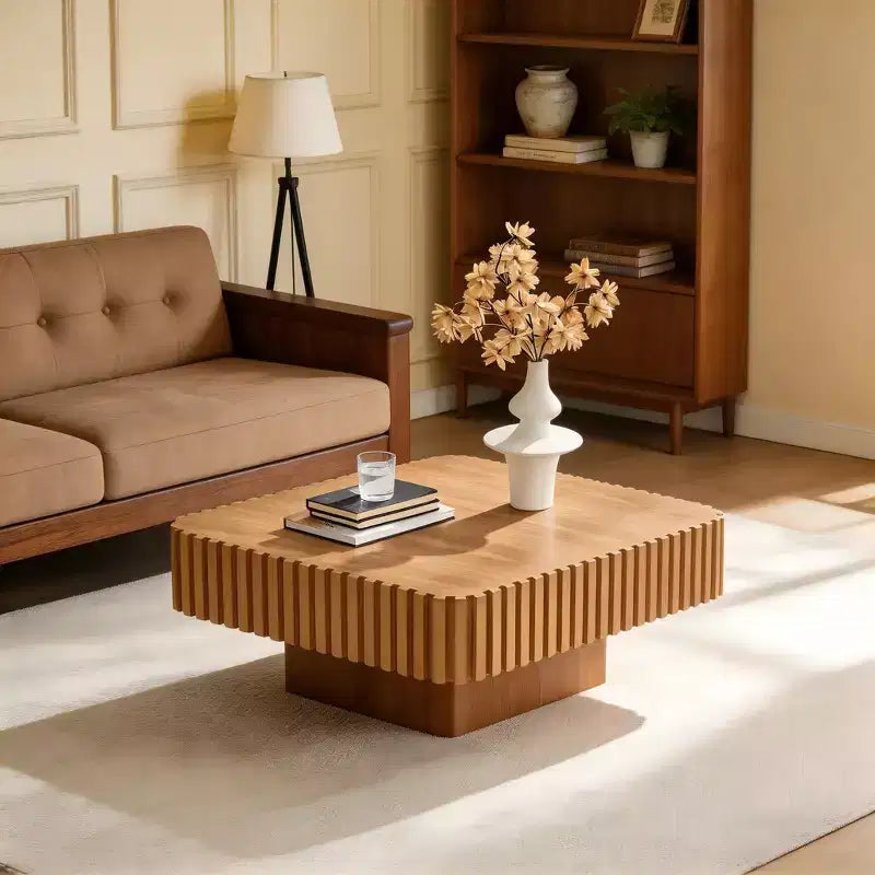 Tavolino da caffè quadrato beige, impiallacciatura in legno naturale, base a piedistallo, 1 pezzo