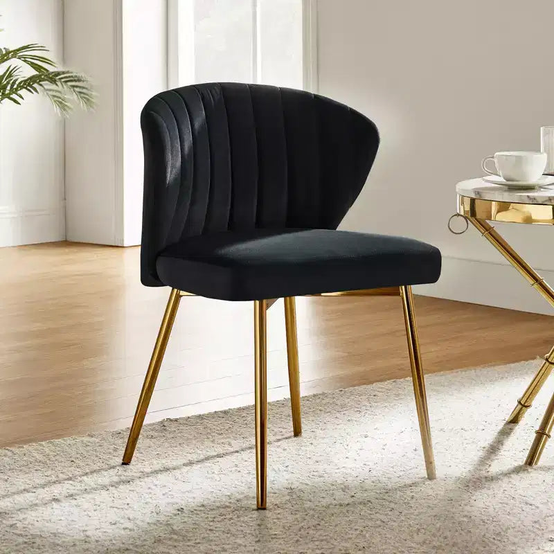 Poltrona d'accento trapuntata in velluto con gambe in metallo, multicolore, a sedile singolo